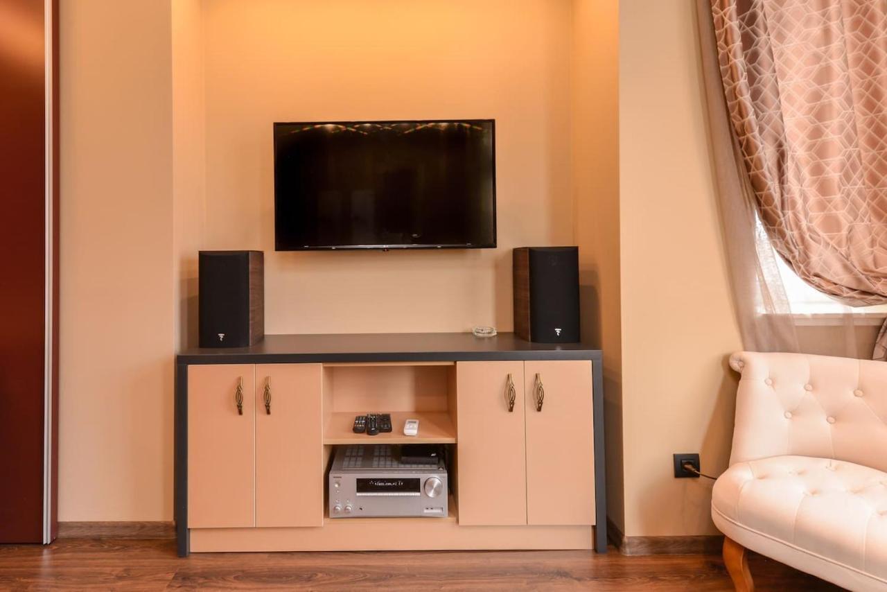 Sofia Dream Apartments - Jazzy Two Bedroom Suite By Flat Mаnager エクステリア 写真