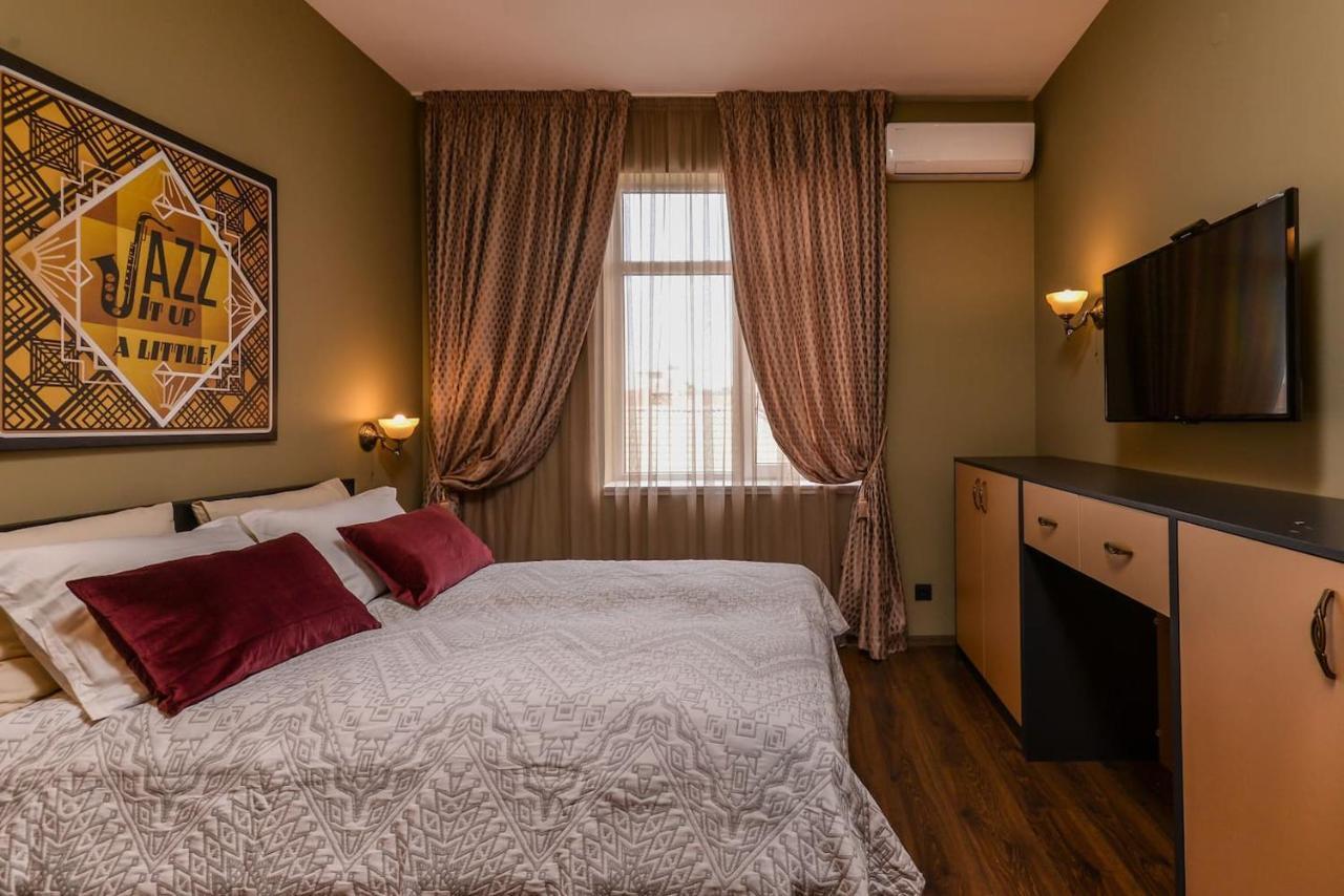 Sofia Dream Apartments - Jazzy Two Bedroom Suite By Flat Mаnager エクステリア 写真